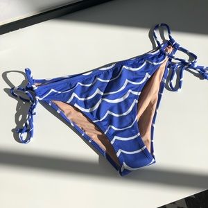 Malibu side tie bikini bottoms